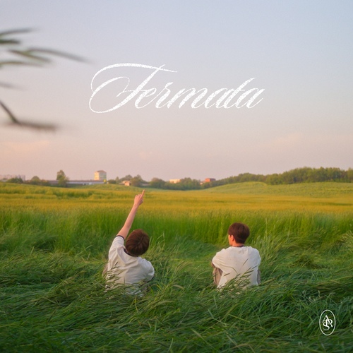 Cover for 도망치는 건 부끄럽지만